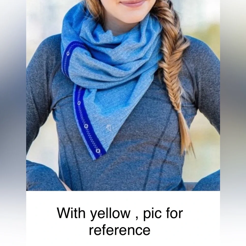 NWT Ivivva by Lululemon Village Chill Scarf OS Blue Yellow Snaps Gift Holidays